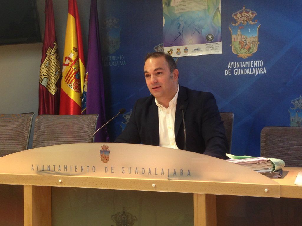 Carnicero: “Page está intentando condenar a Guadalajara, pero no nos vamos a dejar pisotear”