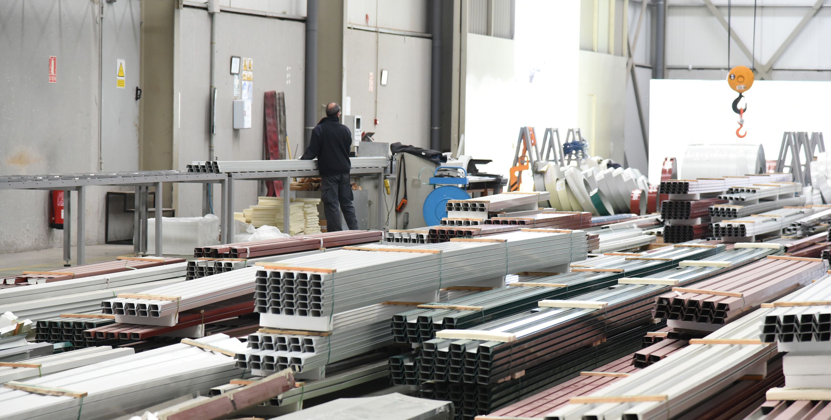 Castilla-La Mancha aumenta su cifra de negocios en Industria y Servicios por encima de la media nacional