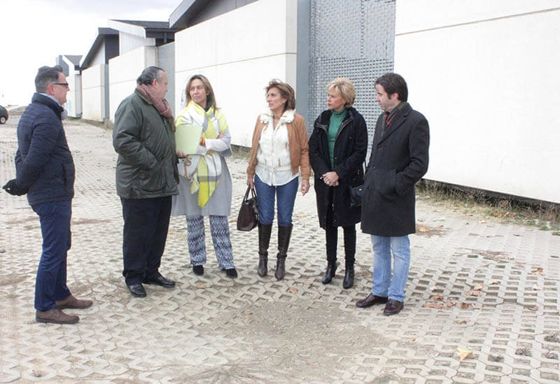 El PP y los concejales no adscritos defienden en el Ayuntamiento más medios para garantizar una asistencia sanitaria de calidad en El Casar