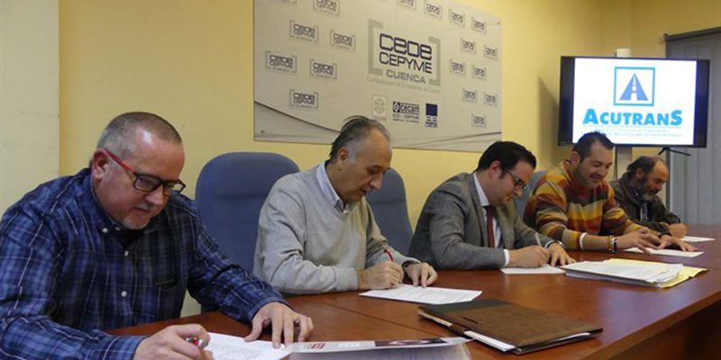 Firmado el acuerdo del convenio de transporte de mercancías por carretera de la provincia de Cuenca