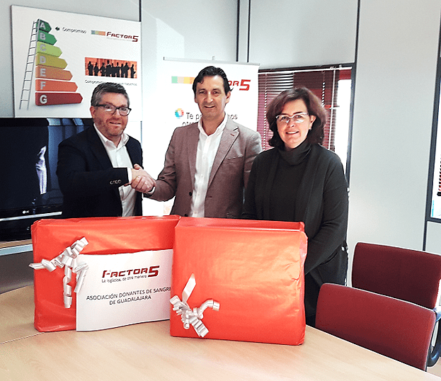 La Asociación de Donantes de Sangre de Guadalajara mejora su gestión gracias a un nuevo equipo informático donado por Factor Cinco 3 La Asociación de Donantes de Sangre de Guadalajara mejora su gestión gracias a un nuevo equipo informático donado por Factor Cinco