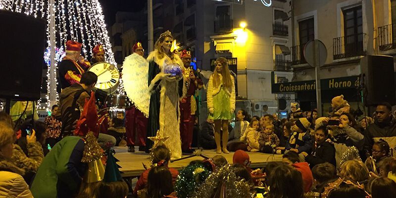 La iluminación navideña se inaugura mañana en Cuenca en la Plaza de la Constitución de la mano de la Dama de la Navidad