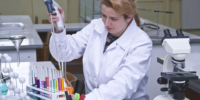 La Junta contará con la colaboración de la Agencia Estatal de Investigación para evaluar actuaciones en política científica y tecnológica