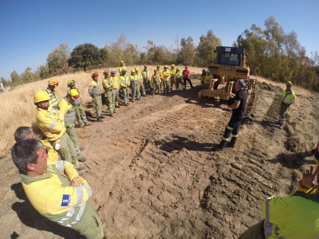 La Junta fomenta la formación de los profesionales de incendios forestales con más de 100 acciones durante el año 2017 3 La Junta fomenta la formación de los profesionales de incendios forestales con más de 100 acciones durante el año 2017