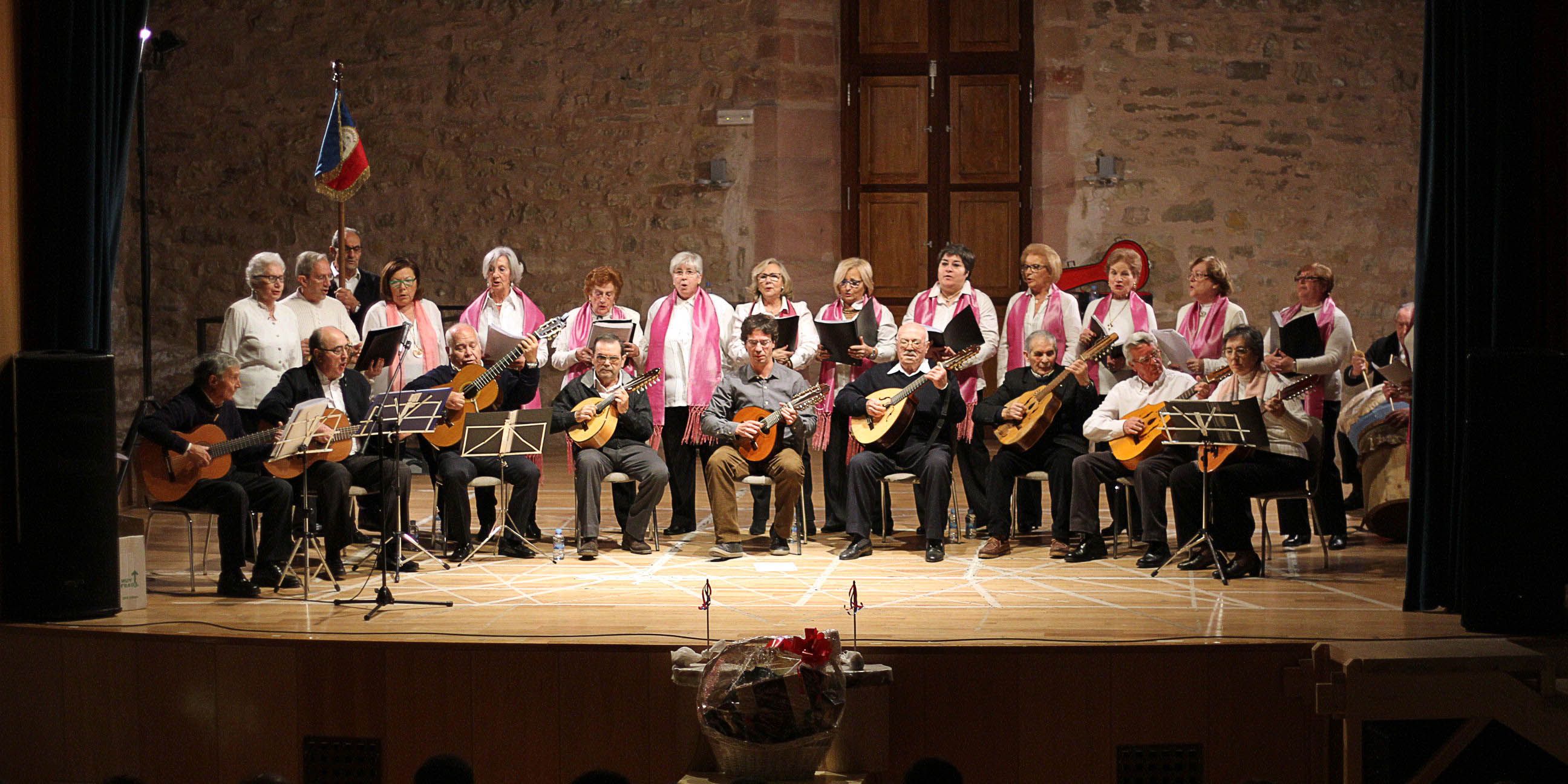 La Rondalla Seguntina recuerda a Pepe Cerezo el día de su Concierto de Navidad en Sigüenza