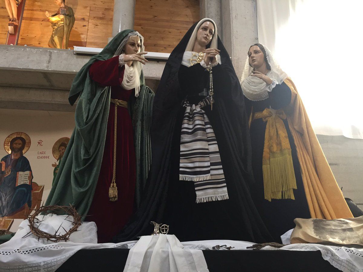 La V. H. de Ntra. Sra. de los Dolores y las Santas Marías celebra el martes 26 su primera prueba de andas