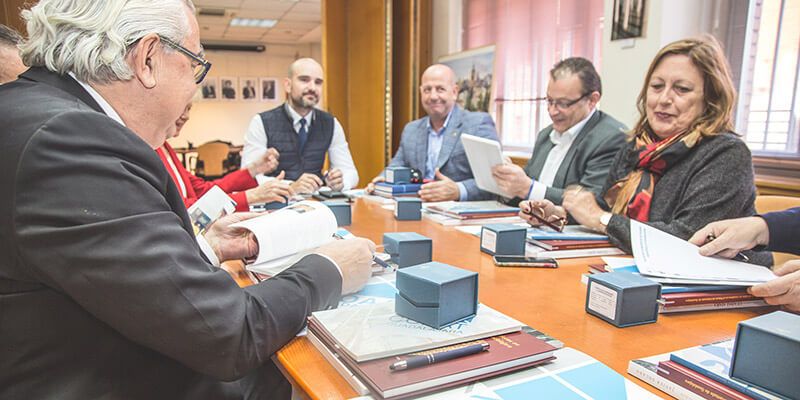 Los colegios profesionales de Guadalajara crean una mesa común para trabajar por la ciudad