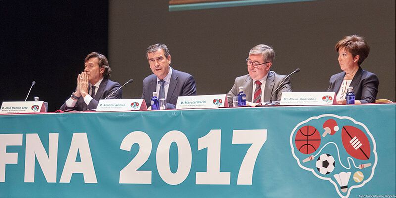 Román “Repaldamos la necesidad de fomentar el deporte desde las edades más tempranas”