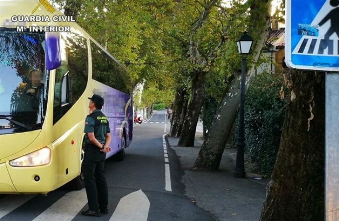 Un conductor de transporte escolar en Cuenca da positivo en cocaína cuando transportaba a 16 alumnos