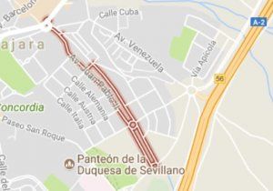 Un herido grave al colisionar dos vehículos en la Av. de Juan Pablo II de Guadalajara