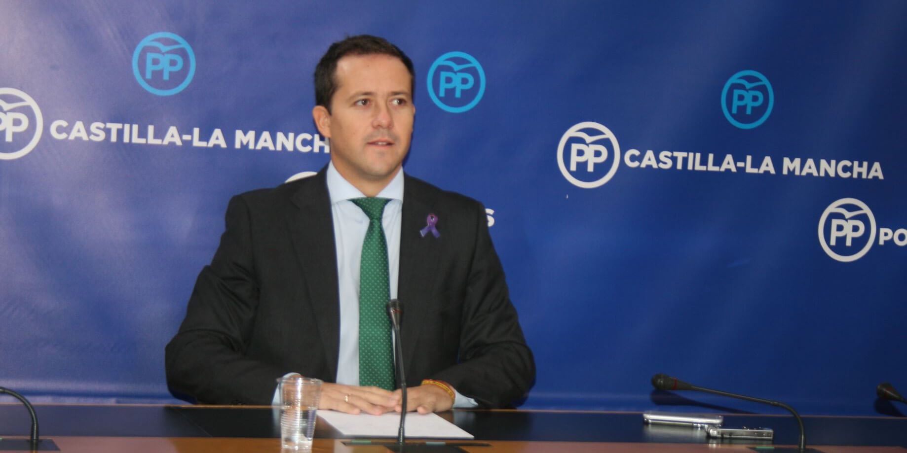 Velázquez denuncia las mentiras del portavoz de Page sobre las enmiendas del PP a los presupuestos