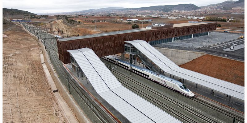 Adif AV mejorará el talud de la salida del túnel de La Atalaya, en Cuenca