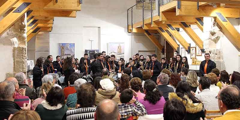 Almonacid celebra musicalmente San Sebastián, patrono del Ayuntamiento