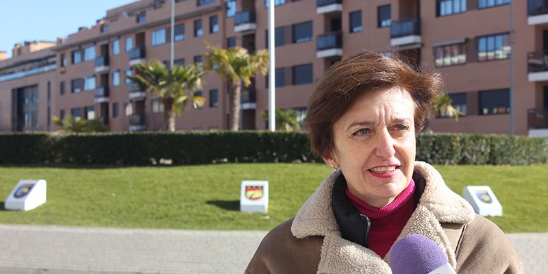 Ana González no olvida que Page pretende enchufar a sus amigos y colocarlos como funcionarios recibiendo un sueldo público de por vida