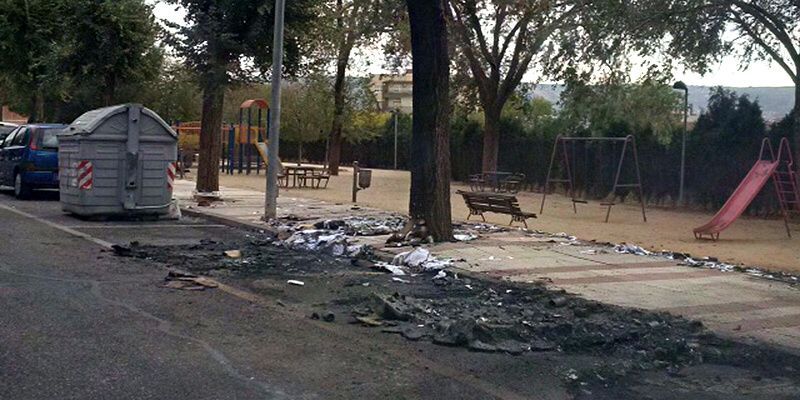 Continúa la quema de contenedores en Guadalajara y el Ayuntamiento avisa la multa puede ser de 3.000 euros