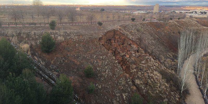 El Ayuntamiento de Guadalajara acometerá, en cuanto la climatología lo permita, las obras para realizar un elemento de contención en el Barranco de las Monjas