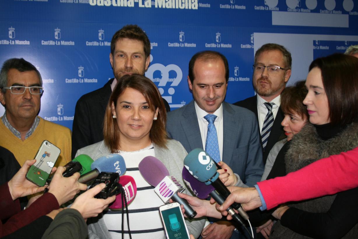 La Junta facilita la salida de los vecinos del edificio de la calle Laguna de la Colmada de Guadalajara para acometer una actuación integral con mayor agilidad 3 El Gobierno regional facilita la salida de los vecinos del edificio de la calle Laguna de la Colmada para acometer una actuación integral con mayor agilidad y eficacia