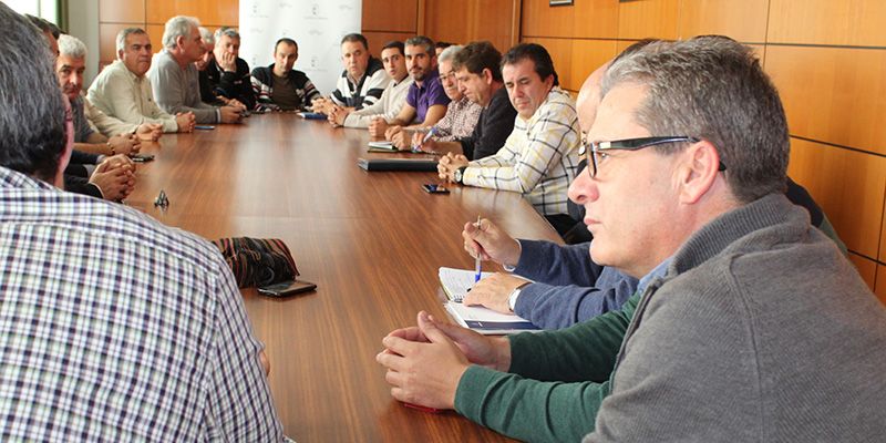 El Gobierno regional impulsa la creación de una agrupación de productores de espárragos que se constituirá el próximo viernes