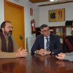 El Gobierno regional y la Escuela de Arte José María Cruz Novillo colaborarán en la promoción de Cuenca como tierra de dinosaurios