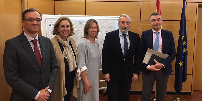 Guarinos traslada a Fomento la necesidad de agilizar importantes proyectos de infraestructuras para Guadalajara