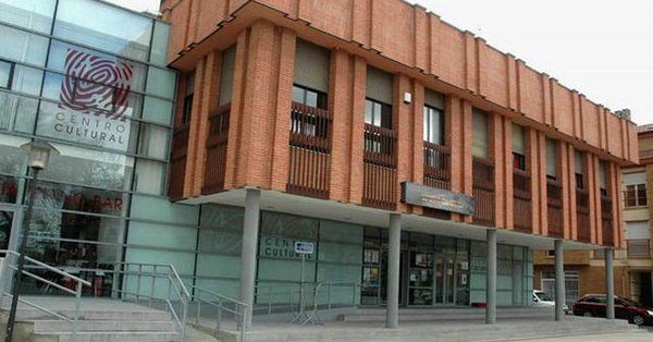 IU Azuqueca no da respiro a Blanco denuncia que la Casa de la Cultura de Azuqueca de Henares está sin calefacción