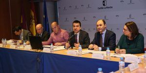 La Junta pide unión al sector económico, social y medioambiental en materia de agua para poder seguir creciendo