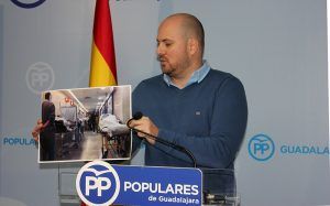 Lucas Castillo asegura que el Gobierno de Page-Podemos siembra el caos en la atención sanitaria y abandona a los pacientes en los pasillos de urgencias