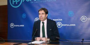 Robisco asegura que mientras España corre en la creación de empleo, en Castilla-La Mancha con Page y Podemos solo somos capaces de dar pasitos