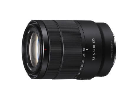 Sony lanza un nuevo objetivo APS-C 18-135 mm F3.5-5.6 para sus cámaras con montura tipo E 3 Sony lanza un nuevo objetivo APS-C 18-135 mm F3.5-5.6 para sus cámaras con montura tipo E