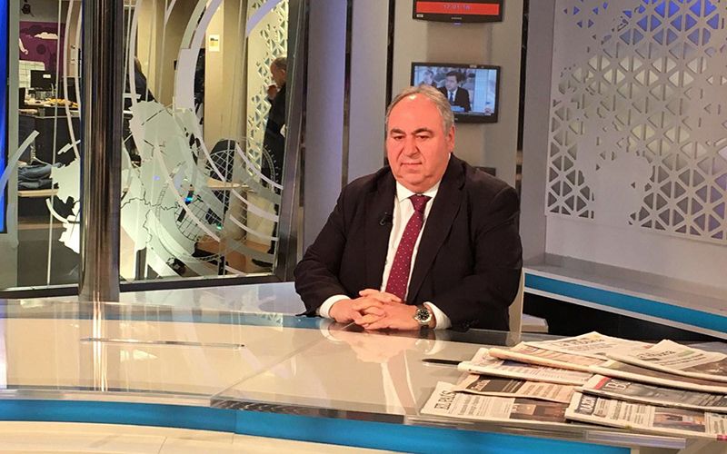 Tirado anuncia que el PP va a presentar hoy una proposición de ley de tiempos máximos en las listas de espera sanitaria