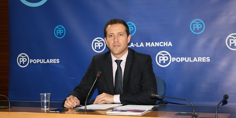 Velázquez denuncia que la situación de caos y colapso se ha instalado en todos los servicios de Urgencias de la región