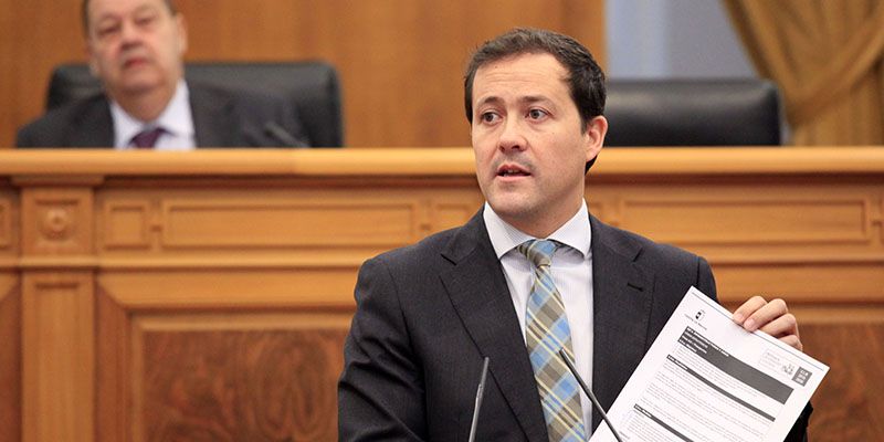 Velázquez denuncia que Page permite que ambulancias de la región circulen sin certificación técnico sanitaria y sin calefacción