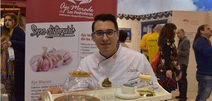 xito de las presentaciones de la IGP Ajo Morado de Las Pedroñeras en FITUR