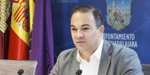 Carnicero acusa a la Junta de jugar “maliciosamente” con los tiempos de apertura del aparcamiento del Hospital 2 Carnicero acusa a la JCCM de jugar “maliciosamente” con los tiempos de apertura del aparcamiento del Hospital