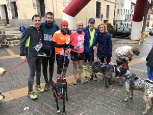 Cristian García y Rayo vencen en un épico II Canicross Villa de Pareja