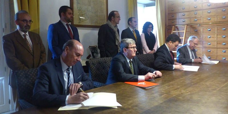 Diputación de Guadalajara, Xunta de Galicia, Instituto Cervantes y la Fundación Cela promocionarán la literatura de viajes del escritor por todo el mundo