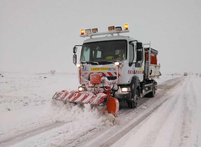 El Gobierno de Castilla-La Mancha ha actuado en la limpieza y despeje de más de 4.800 kilómetros de carreteras durante el último temporal de nieve 3 El Gobierno de Castilla-La Mancha ha actuado en la limpieza y despeje de más de 4.800 kilómetros de carreteras durante el último temporal de nieve