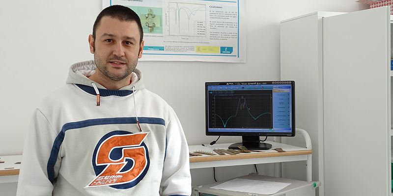 El mundo de internet inicia en Almendros un ciclo de charlas protagonizado por jóvenes de la localidad