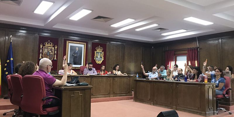 El pleno aprueba la solicitud de Cs para la rescisión inmediata del contrato con la empresa adjudicataria de la gestión del Pabellón ‘Ciudad de Azuqueca’