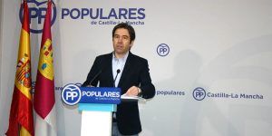 El PP anuncia una campaña de recogida de firmas si Page no apoya la ley de tiempos máximos de listas de espera