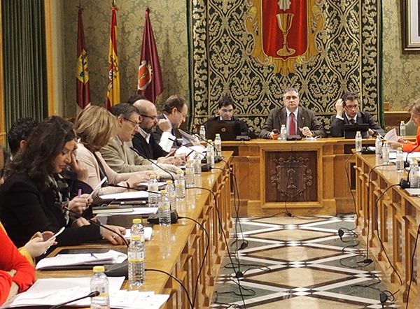El PP en el Ayuntamiento de Cuenca cree que las denuncias de Izquierda Unida son un tiro en el pie al PSOE