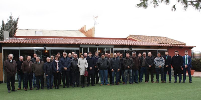 El presidente de Caja Rural Castilla-La Mancha visita cooperativas de La Manchuela conquense