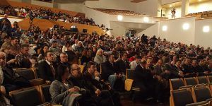 Gómez Buendía da la bienvenida a los participantes en la II Gala de la Federación Nacional del Toro de Cuerda