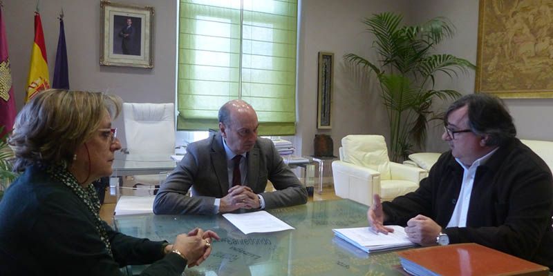 José Manuel Latre se reúne con el presidente del Colegio de Arquitectos de Guadalajara