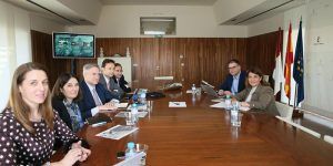 Junta y Telefónica buscan vías de colaboración el proyecto “Ciudades Tecnológicas 5G Talavera 2 Junta y Telefónica buscan vías de colaboración el proyecto “Ciudades Tecnológicas 5G Talavera