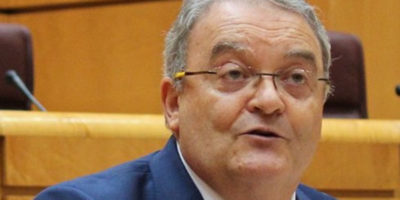 La deuda de Castilla-La Mancha es roja, roja socialista de Page