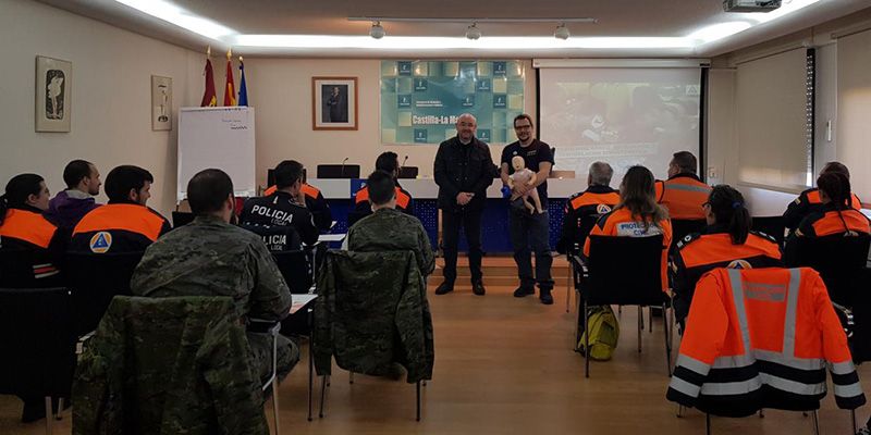La Junta formará a más de 800 personas este año en reanimación cardiopulmonar y uso del desfibrilador semiautomático