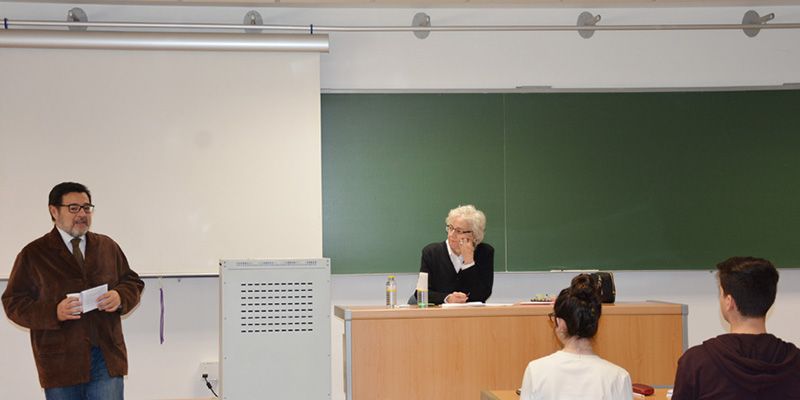 La periodista Soledad Gallego alerta en la UCLM de la amenaza que supone la posverdad para los sistemas democráticos