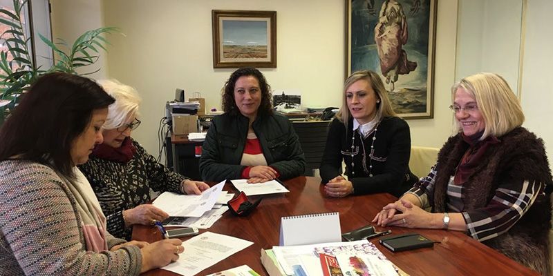 Lleno total en las dos funciones de teatro solidario celebrado en el Moderno con la representación de Las Troyanas