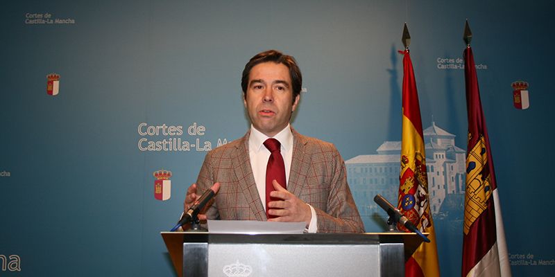 Robisco denuncia que Page contrata nuevos asesores mientras persiste en la precariedad laboral de los profesionales sanitarios